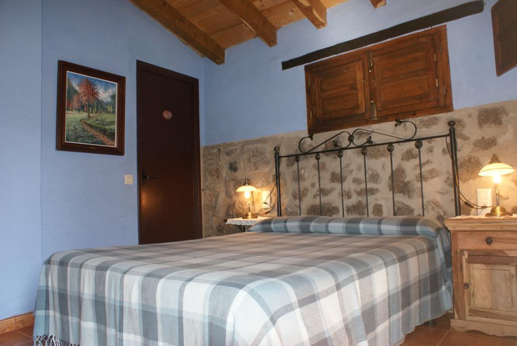 Can Pei Oix Chambre photo